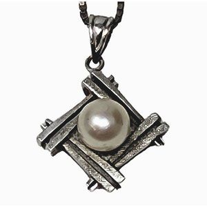 Sterling Silver Pendant and Chain 19" 925 Italy Vintage Womens Jewelry 7702